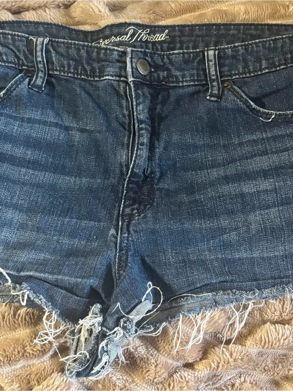 Universal Thread Dark Blue High-Rise Women's Jean shorts